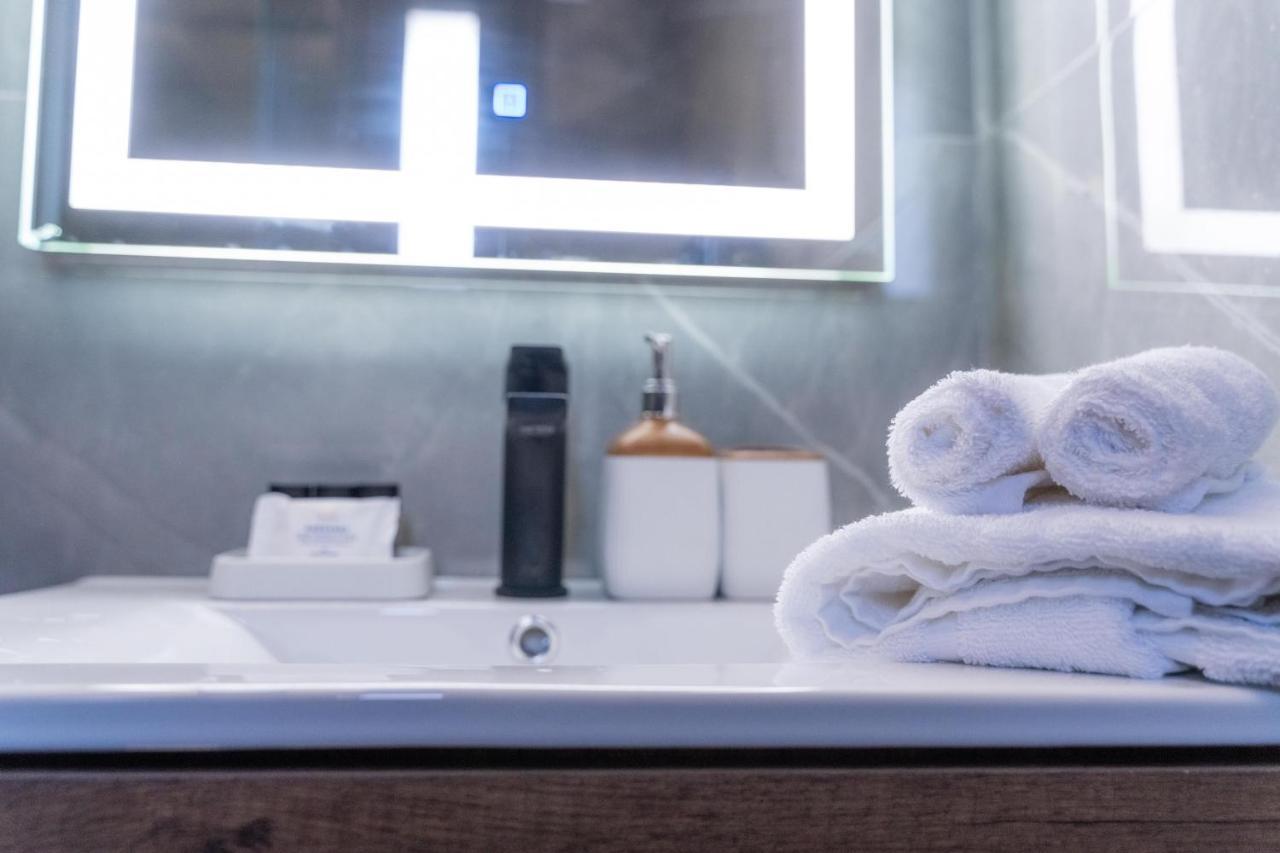 An&Vi Boutique Apartments Apt201 ヨアニナ エクステリア 写真
